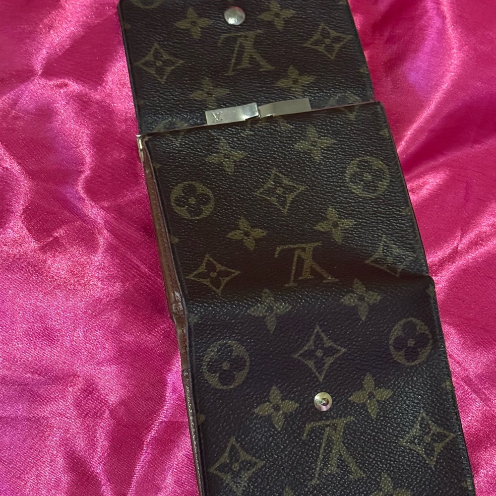 Louis Vuitton Monogram Wallet - Brown and Gold Hardware 1982
